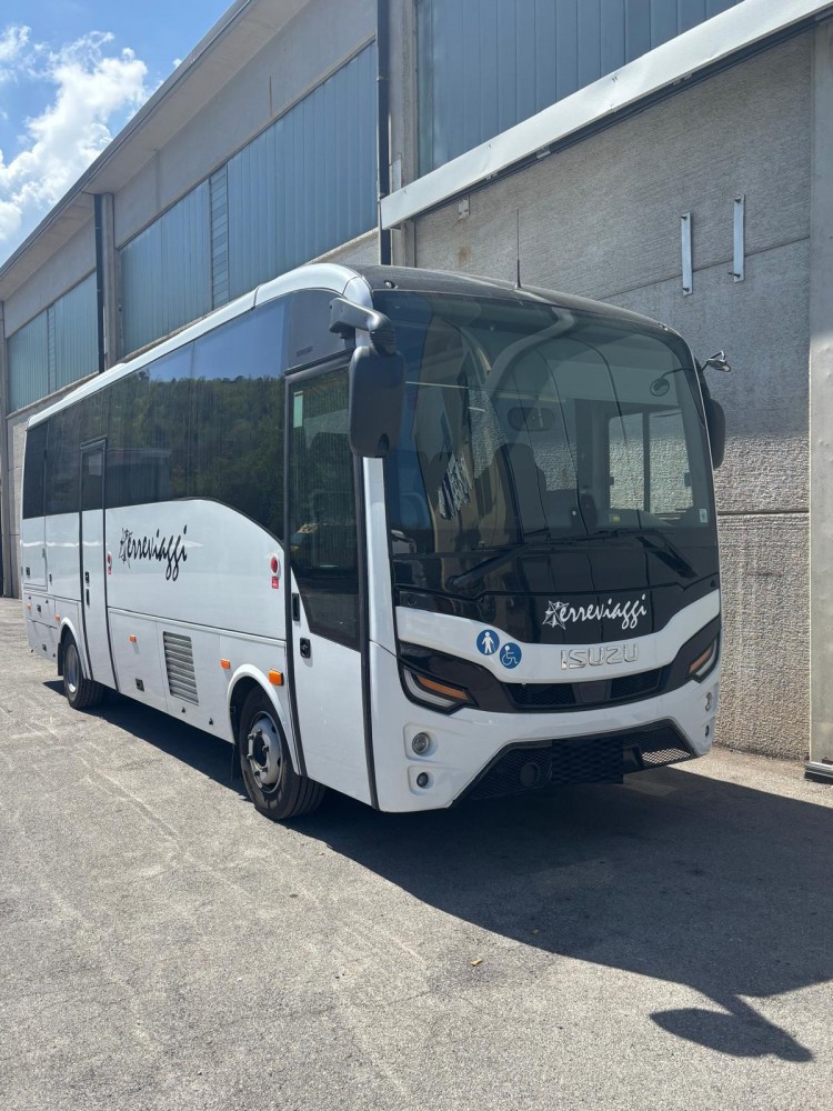 Bus 37 posti